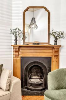 'Kingston Mews' A Perfect Parkside Sanctuary - 4