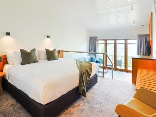 Strahan Village - Strahan - 1
