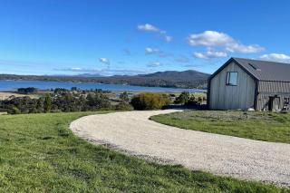 The Barn - Georges Bay, St Helens - St Helens - 0