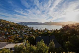 Akaroa holiday home Spacious and quite with stunning harbour views and close to town - Akaroa - 7