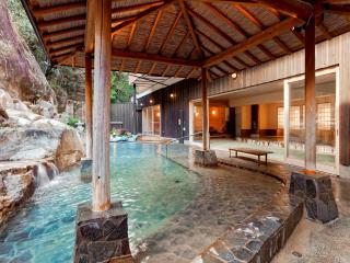 Ooedo Onsen Monogatari Premium Shirahama Saichoraku - Shirahama - 0