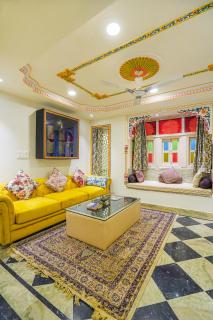 Royal Rafahiya - A Rooftop Lake View Hotel near lake Pichola - Udaipur - 6