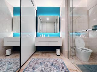 Tropicana The Residence Hermes Suite with KLCC View - 1