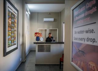 Calvinia Hotel - Calvinia - 1