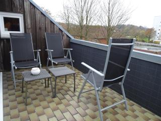 Ferienwohnung am Marktplatz - zentrale Lage vor den Toren Flensburgs, mit vollständiger Ausstattung und Balkon - Harrislee - 1