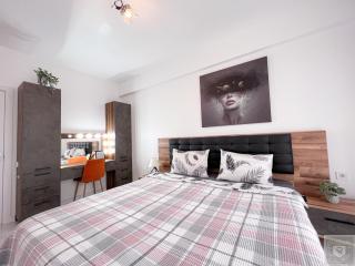 RentHouse Apartments Perla - Chişinău - 6