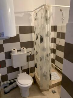Hotel Gilort - Tîrgu Cărbuneşti - 5