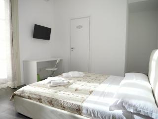 Corso Umberto 22 Guest House - Nápoles - 1