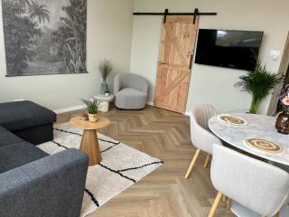 Amsterdam Beach Apartment 33, Private Garden - Zandvoort - 0