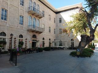 Grand Kadri Hotel - History Marked by Cristal Lebanon - Zahlé - 0