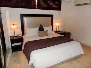 S & S Hotel & Suites - Lagos - 3