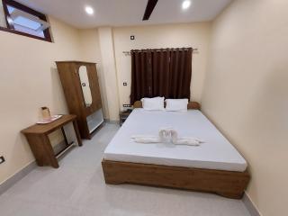 Hotel Hari Gayatri Regent - Guwahati - 4