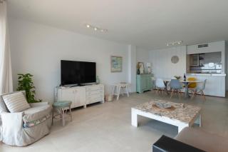 Lets Holidays Tropicana Sea Views 4 - Tossa de Mar - 4