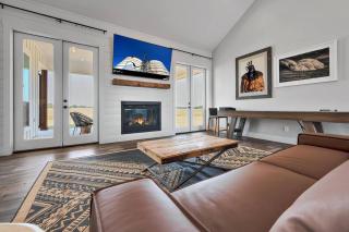 New Luxury Texas Farmhouse - Bellmead - 4