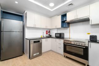 Nasma Luxury Stays - Home-Style 2BR Apartment with a Balcony View - Dubai - 2