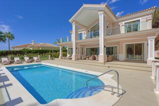 Villa Bella - Stunning 5 Bedroom villa with pool - 8