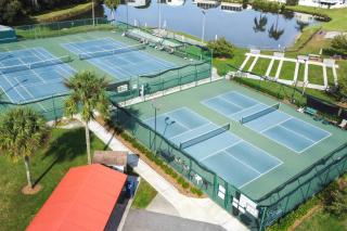 Cypress Lakes 55+ Seasonal Getaway - Lakeland - 6