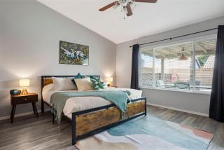 Sunkissed Private Pool 3BR Oasis w Outdoor Lounge - 8