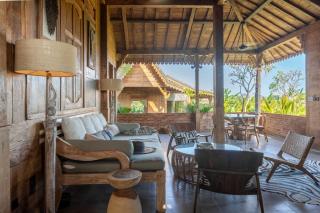 Charming 3BR Villa w/pool & view - Munggu - 7
