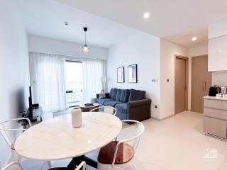 Luxury Burj Royale Modern Apt city view Balcony - 5