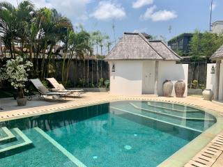 Unique 3BR Villa with Pool 5 minute walk to the Pererenan beach - Canggu - 1