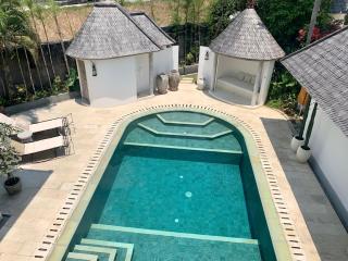 Unique 3BR Villa with Pool 5 minute walk to the Pererenan beach - Canggu - 3