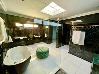 Forty 4 On Hoog - Polokwane - 5