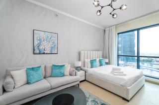 Nasma Luxury Stays - Sophisticated Studio Apt with Stunning Marina View - 3