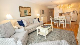 C326D, Our Point Of View- Oceanfront, Community Pool and Beach Accesses, Ocean Views - Duck - 6
