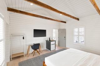 Boutique Room steps from Downtown Mall Rose Jean - Room 4 - Charlottesville - 4