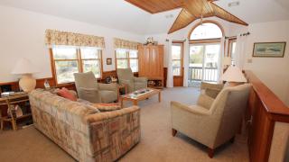 CD12, Marsh Rose Cottage- Oceanside, Dogs Welcome, Easy walk to the Beach - Duck - 8