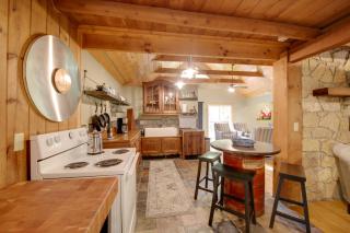 Liberty Vacation Rental 3 Mi to Brookville Lake! - Liberty - 1