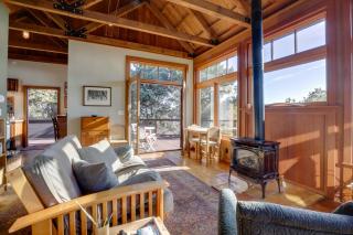 Romantic Ridgetop Escape with Hot Tub Near Mendocino - Albion - 5