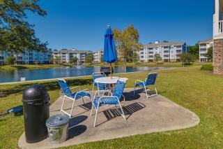 Pool Access and Balcony Modern Myrtle Beach Condo - Myrtle Beach - 9