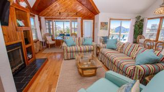 GF1, Ternabout, Oceanside, Close to beach, Private Pool, Hot Tub - Sanderling - 4