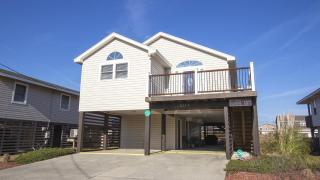 KD5, The Coastal Cottage- Oceanside, Hot Tub, Close to Beach Access, Close to Shopping - Kill Devil Hills - 0