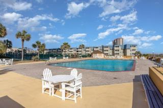 Newly Updated, Exclusive Condo, Spectacular Views! - Myrtle Beach - 2