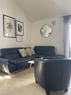 Inviting 2-Bed Apartment in Brac - Milna - 6