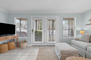 Serenity Cottage Coastal Comfort Redefined - Destin - 7
