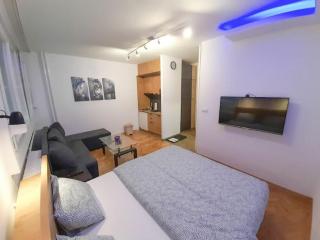 Apartment paku 3 New Belgrade - 2
