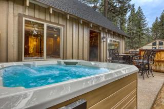 Black Bear Hideaway - 8