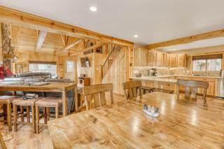 Black Bear Hideaway - South Lake Tahoe - 2