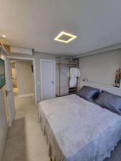 Lindo apto Frente MAR tudo novinho 2suítes+garagem - Balneário Camboriú - 1