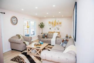 Luxury Riverfront Villa Walk to Beach - 7