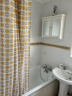 2 Bedroom Chalet Close to Beach - Hemsby - 3
