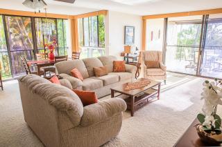 Amazing Ocean Views Over Lush Golf Course-Spacious Country Club Villas 226 - Kailua-Kona - 4