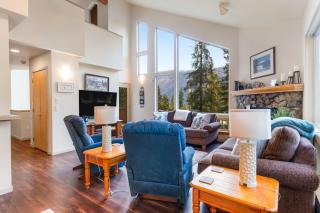 Girdwood Mountain Chateau - 8