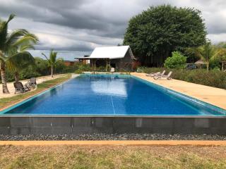 Picturesque Riverside 2-Bedroom Ensuite Villa in Port Chambly - Terre Rouge - 7