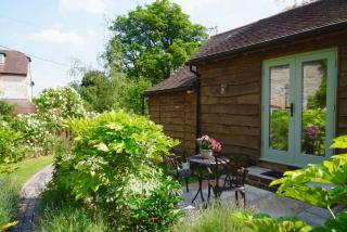 Nest Holiday Hideaway Wren Cottage-Beautiful Location in the Long Mynd Area of Outstanding Natural Beauty- WHIRLPOOL JACUZZI BATH! - 9