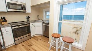 OCEANFRONT, Ocean Views, Screened porch, KH17, Down by the Sea - Kitty Hawk - 3